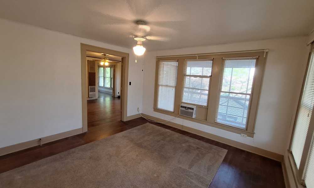 3228 Washington Street #4 - Photo 5 of 13