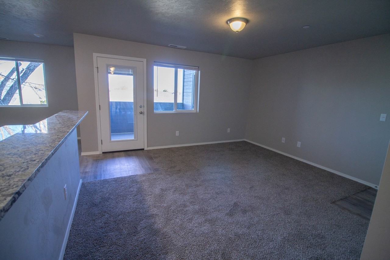 Starpointe on 10th - Photo 4 of 6