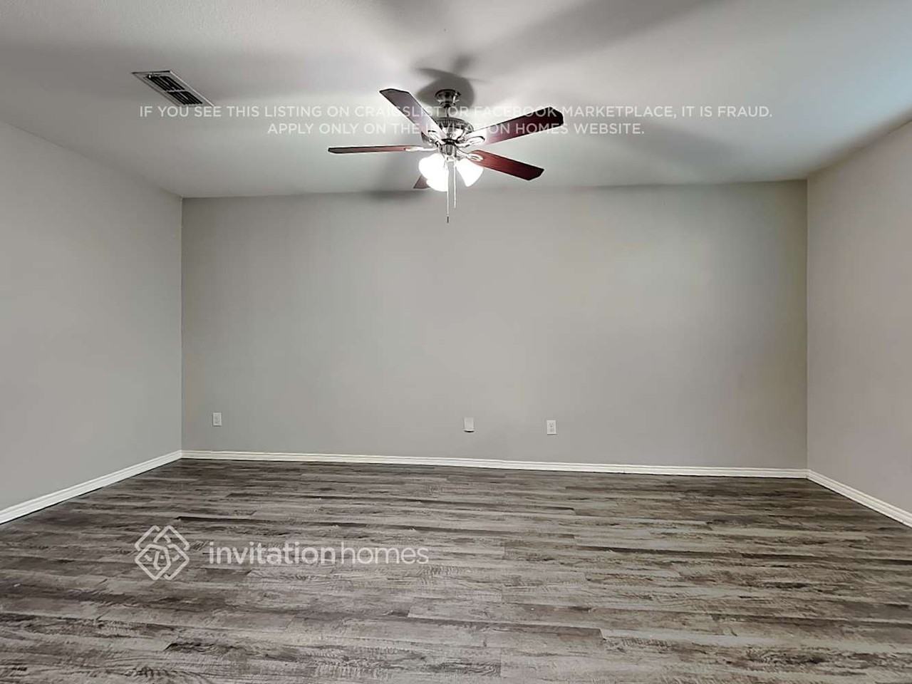 112 Abelia Dr - Photo 5 of 18