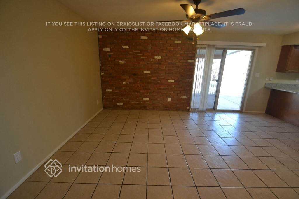 4220 West Mission Lane - Photo 3 of 12