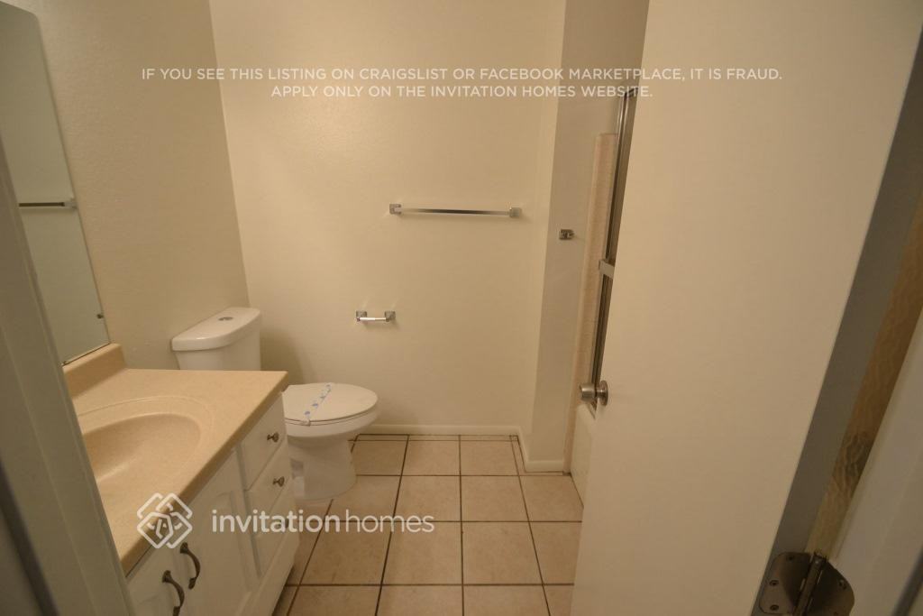 4220 West Mission Lane - Photo 6 of 12