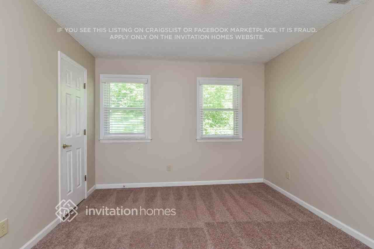 5024 Logans Run - Photo 5 of 9