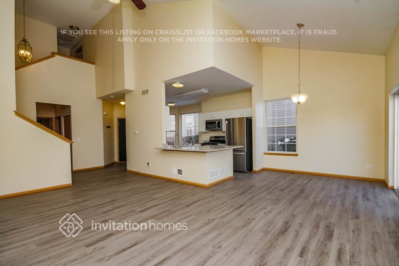 542 N Frieh Dr - Photo 6 of 19