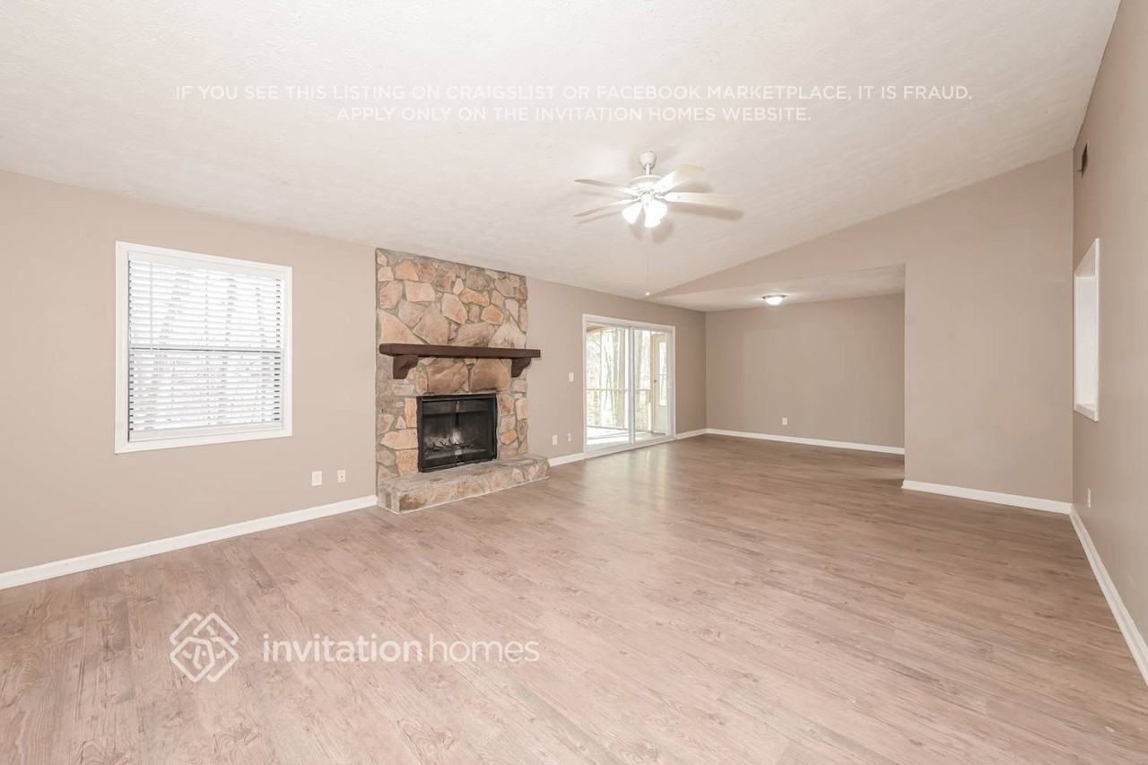 454 Fieldstream Way - Photo 3 of 17