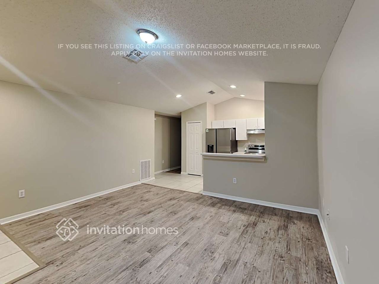 2426 Ashecroft Dr - Photo 5 of 17