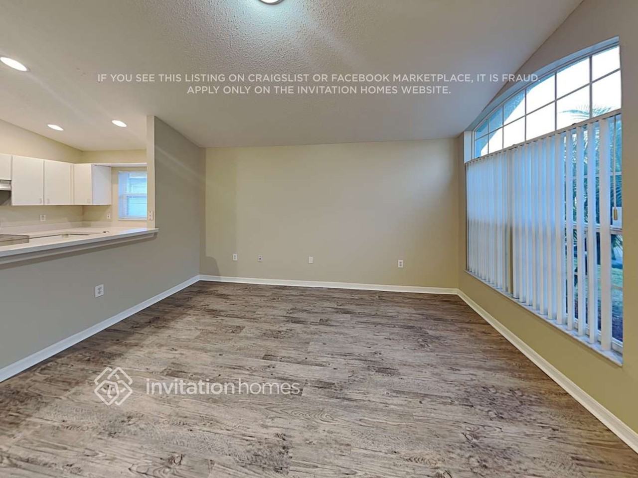 2426 Ashecroft Dr - Photo 4 of 17