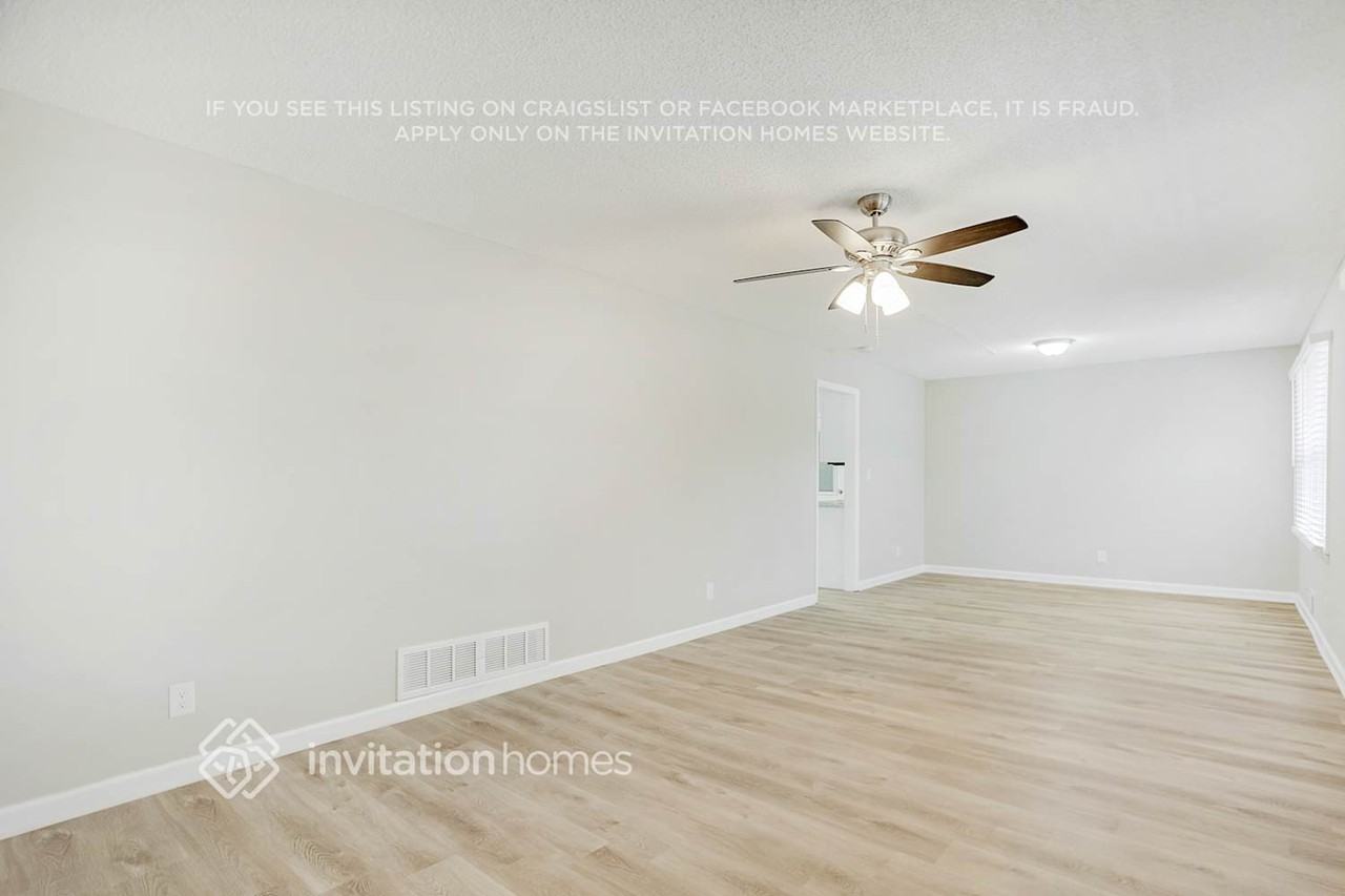 4076 Boulder Park Dr Sw - Photo 2 of 20