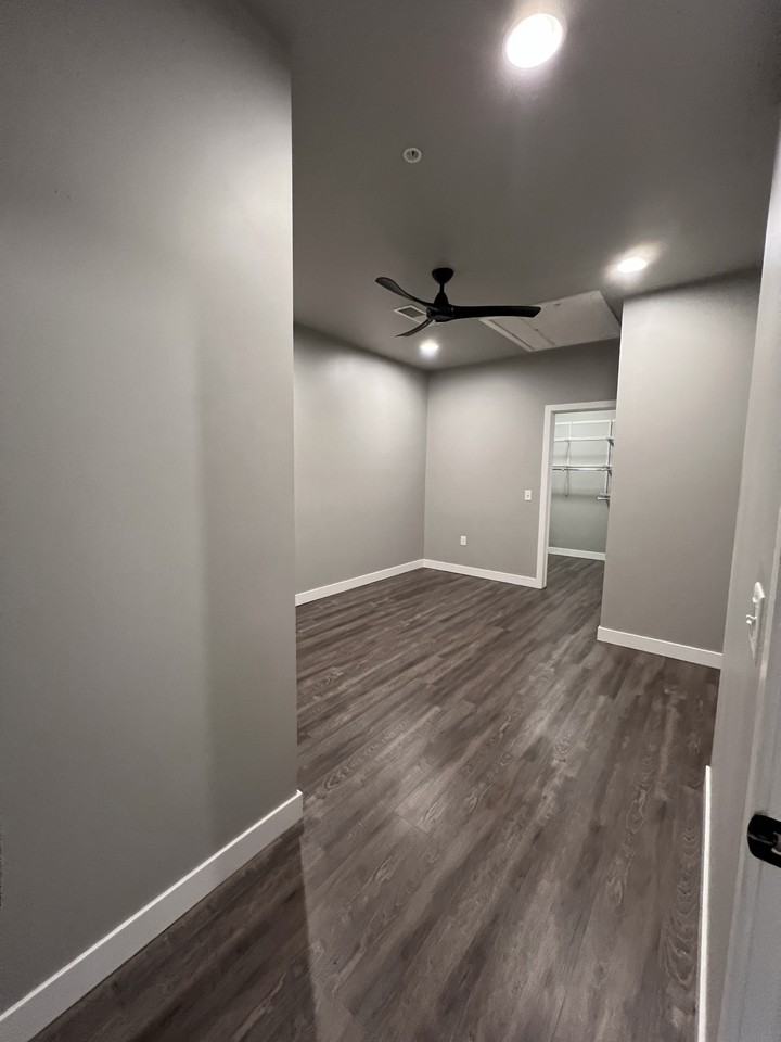 157 S. Kalamazoo MallSuite 207 #207MODELH - Photo 6 of 27