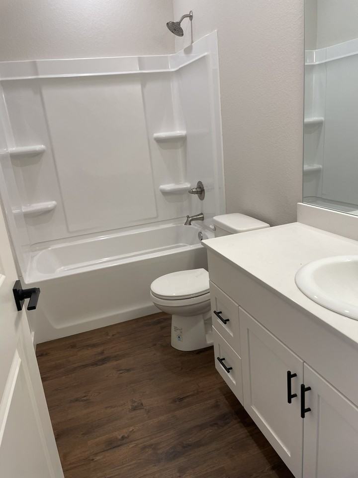 427 Grantham Drive #1 - Photo 3 of 11