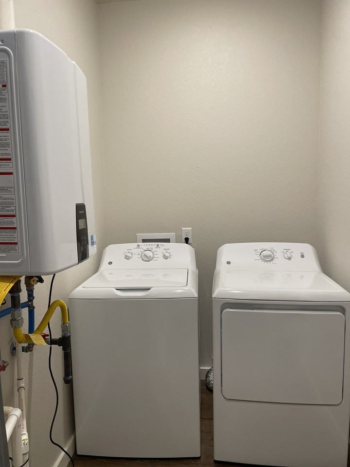 427 Grantham Drive #1 - Photo 4 of 11