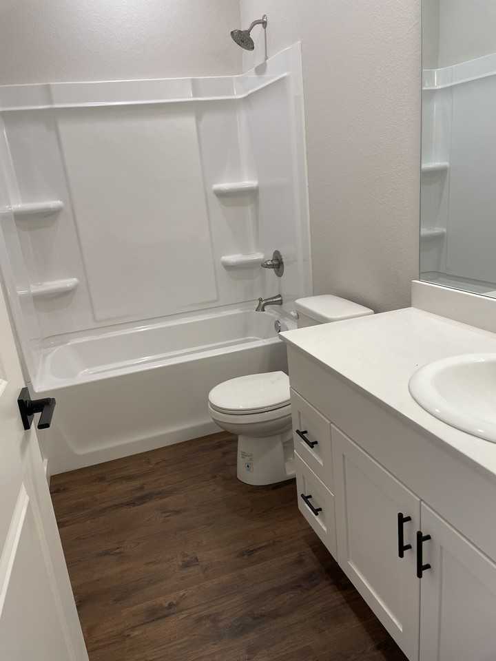 428 Smokey Ave #1 - Photo 3 of 13