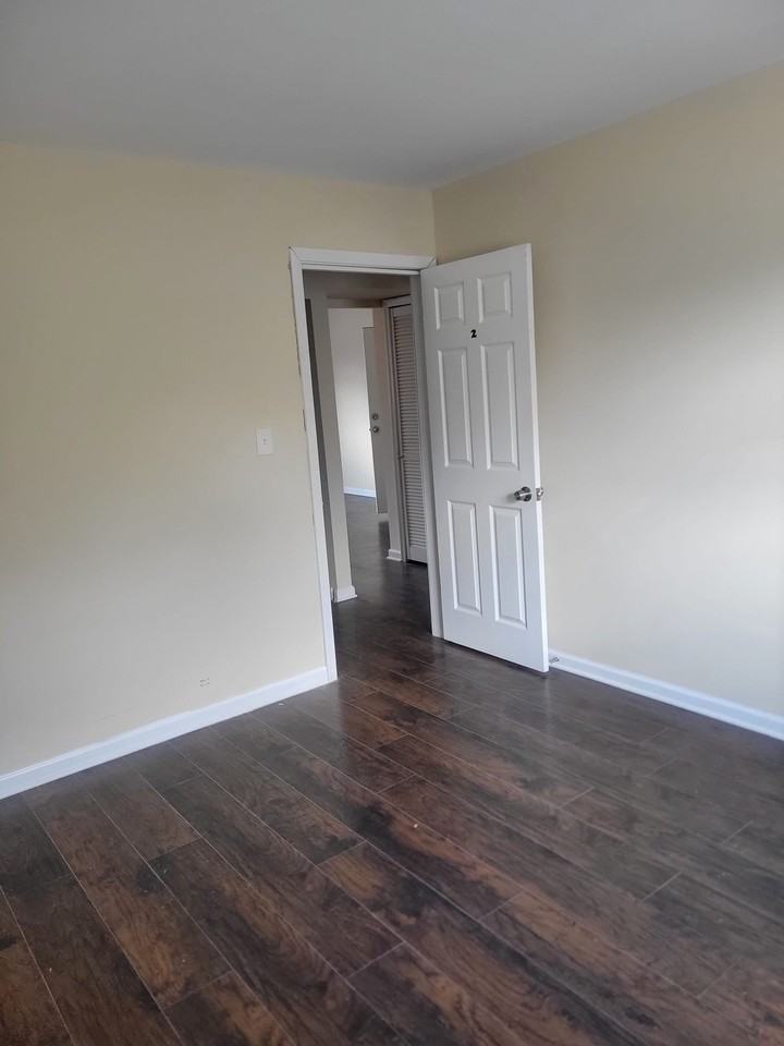 5032 Denmore Avenue #5032-3A - Photo 2 of 10