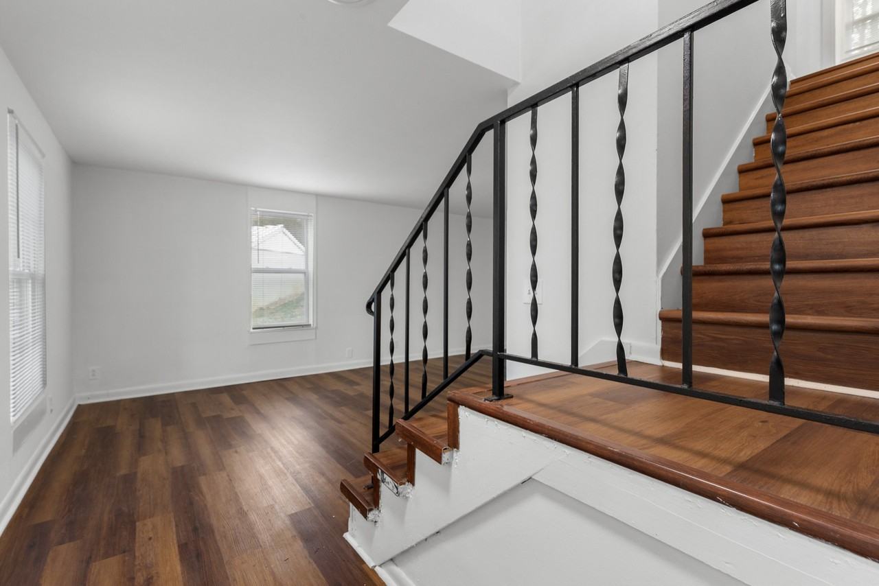 612 Andrea Ct #1 - Photo 4 of 29