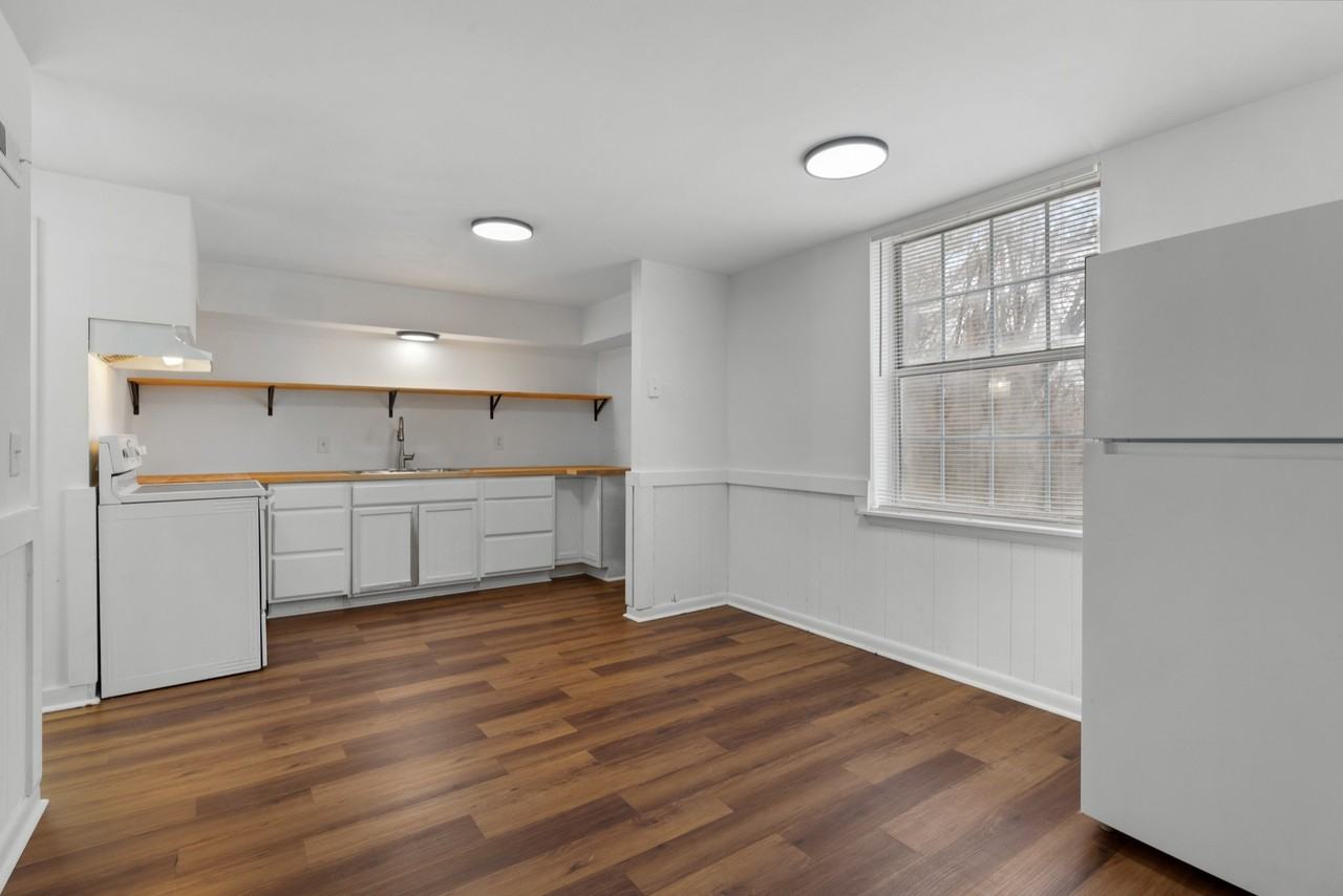 612 Andrea Ct #1 - Photo 7 of 29