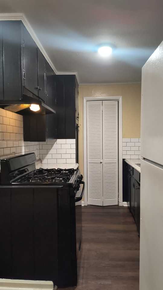 1918 West 14th Avenue #1918 - Photo 2 of 12