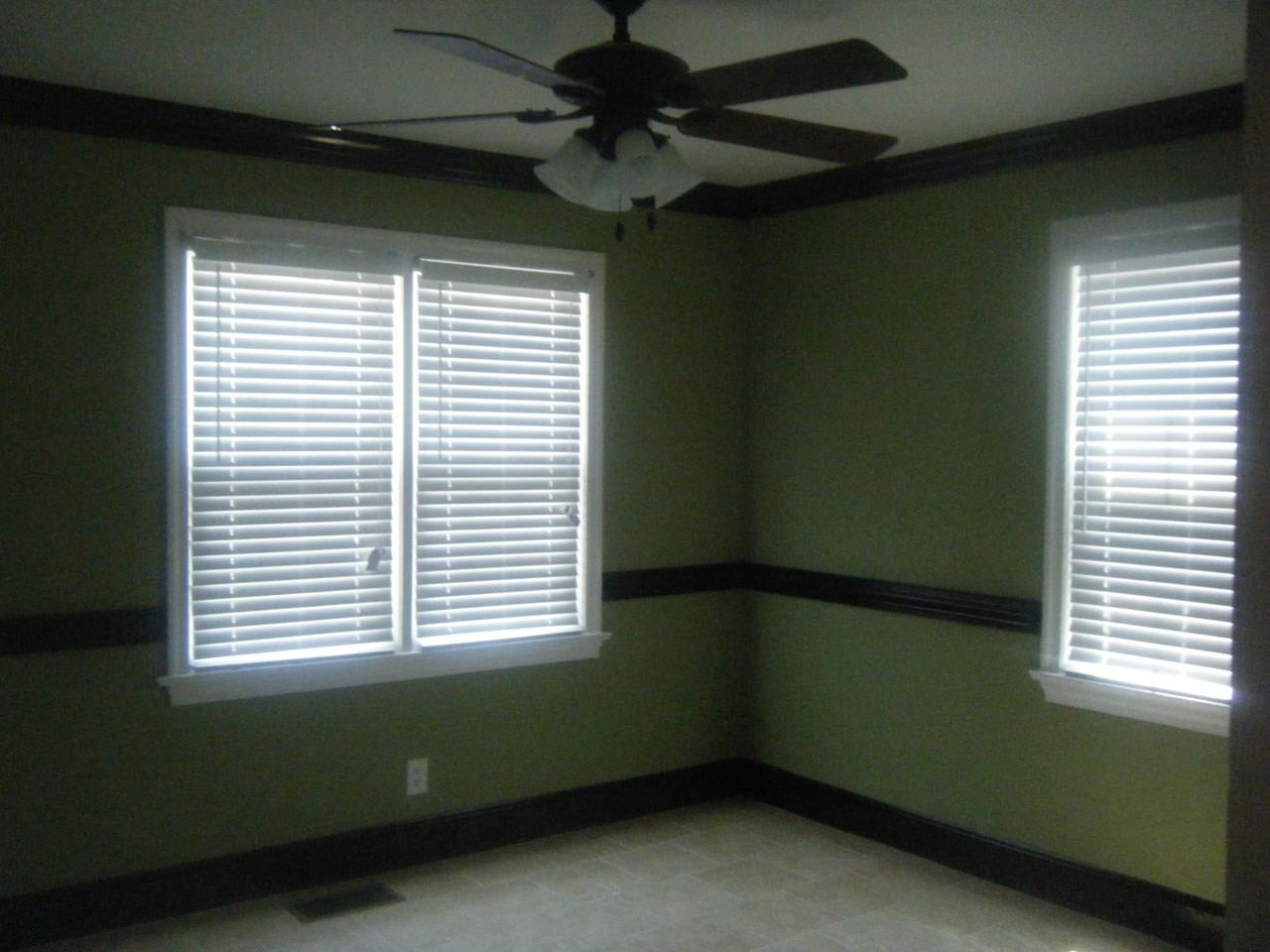 1409 Gregg Ave #1 - Photo 2 of 5