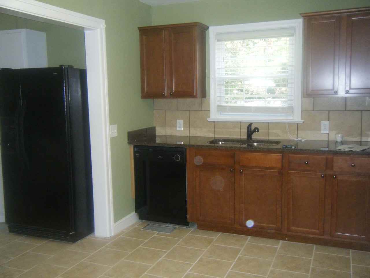 1409 Gregg Ave #1 - Photo 4 of 5