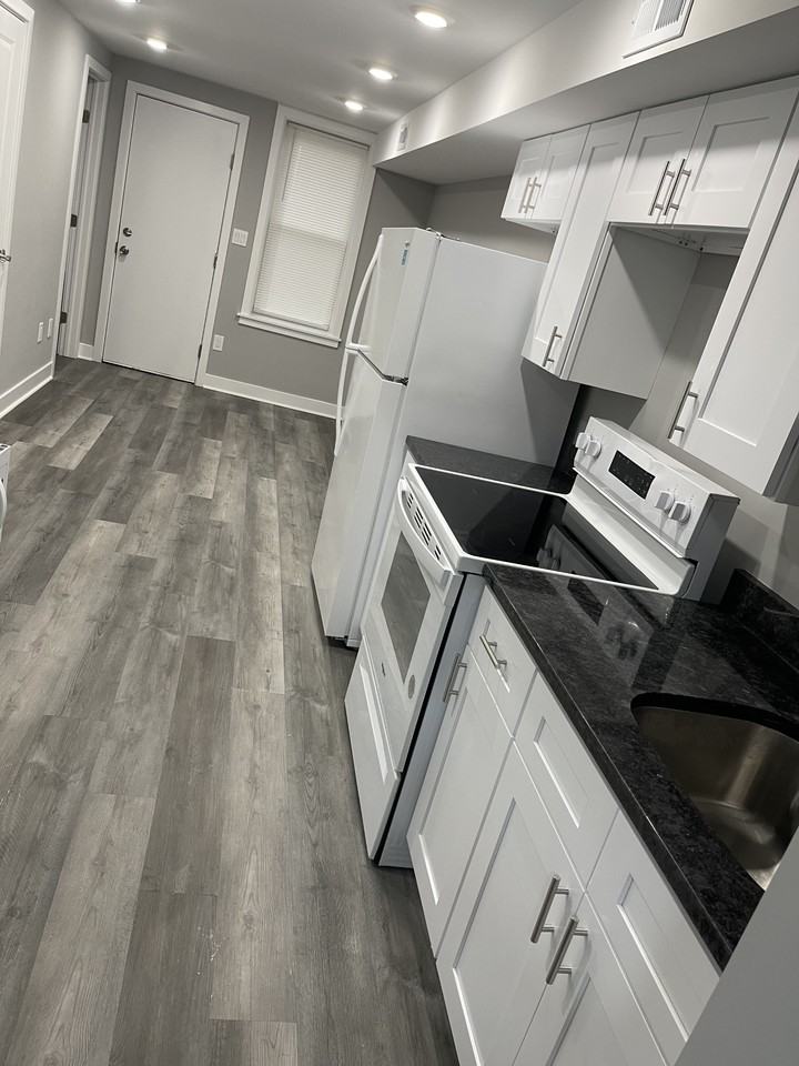 816 West 6th Street #1