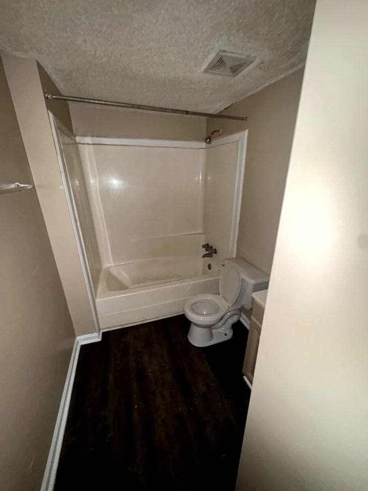 1964 Clinton Rd #64E - Photo 6 of 10