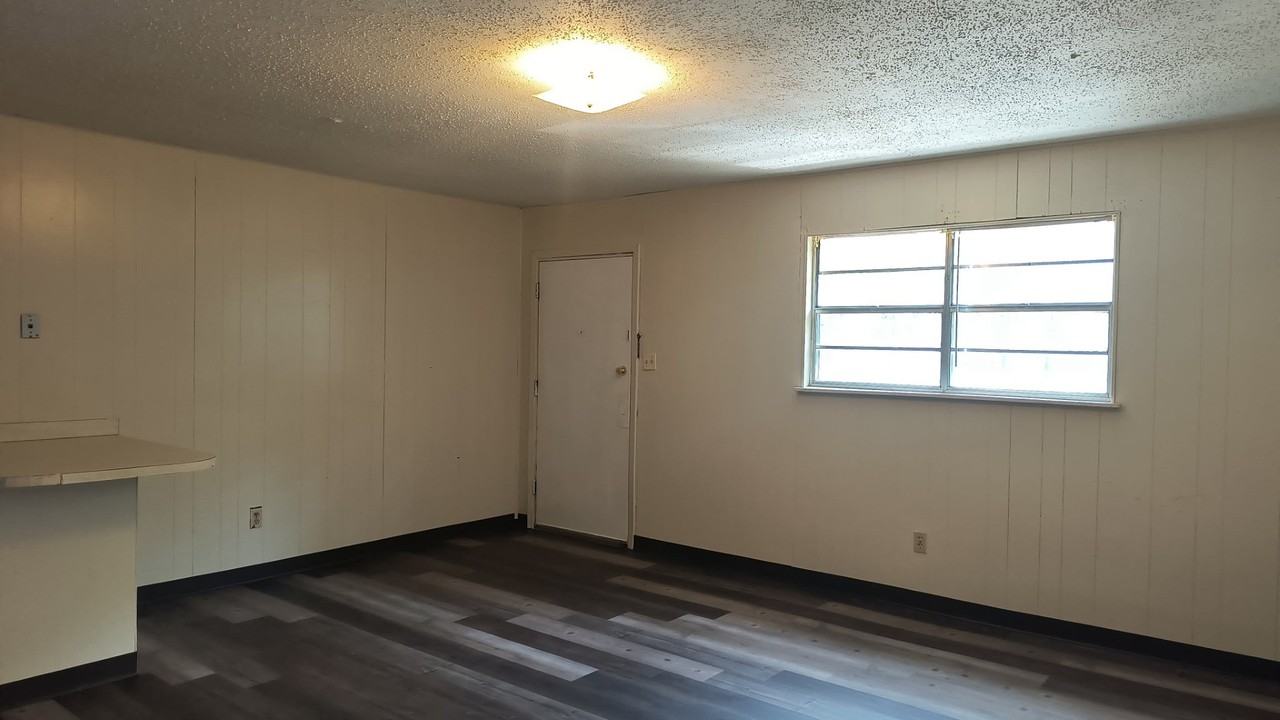 5107 Hoover Street #C - Photo 3 of 10