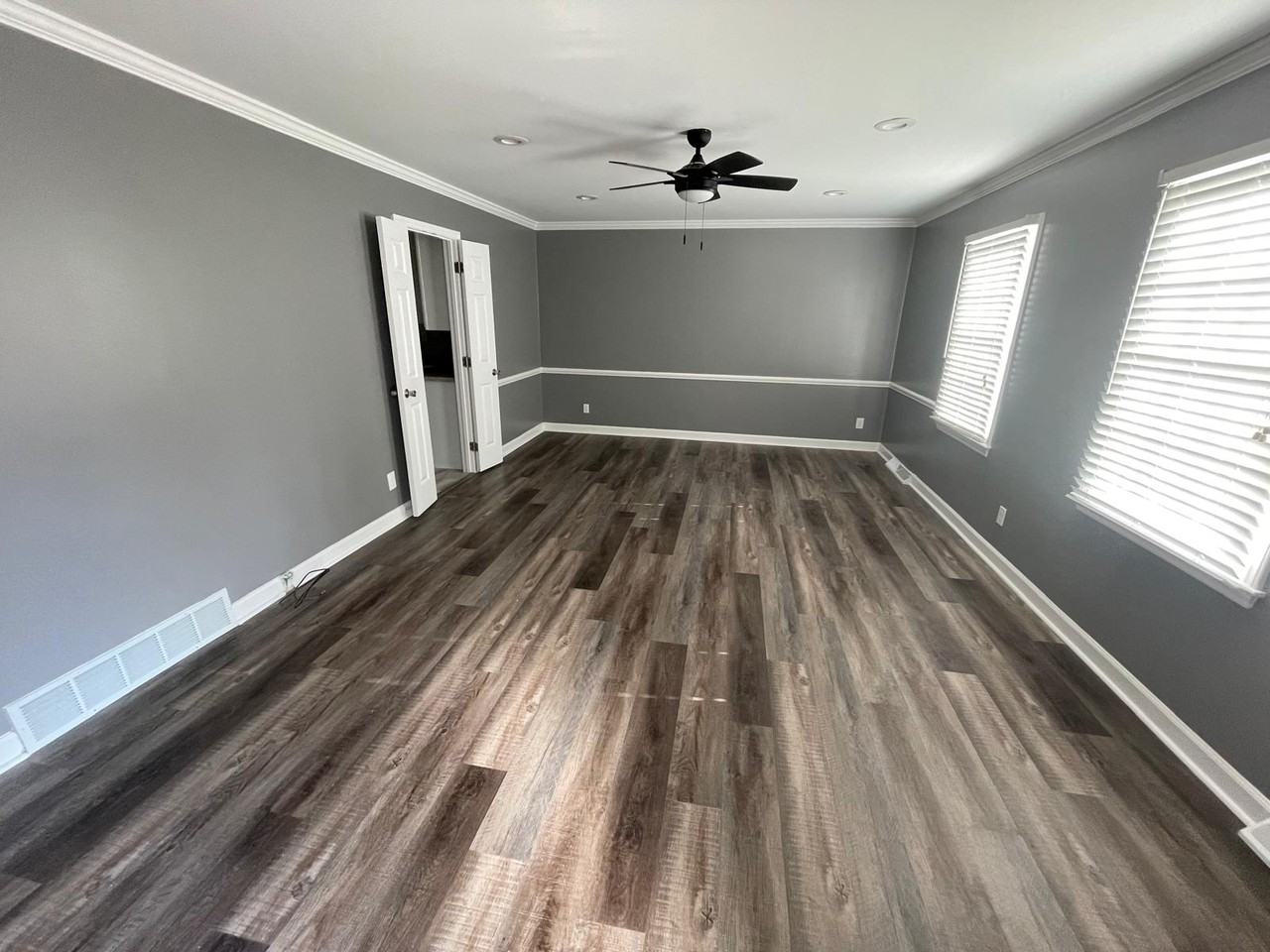 1104 Robinhood Road #1 - Photo 4 of 21