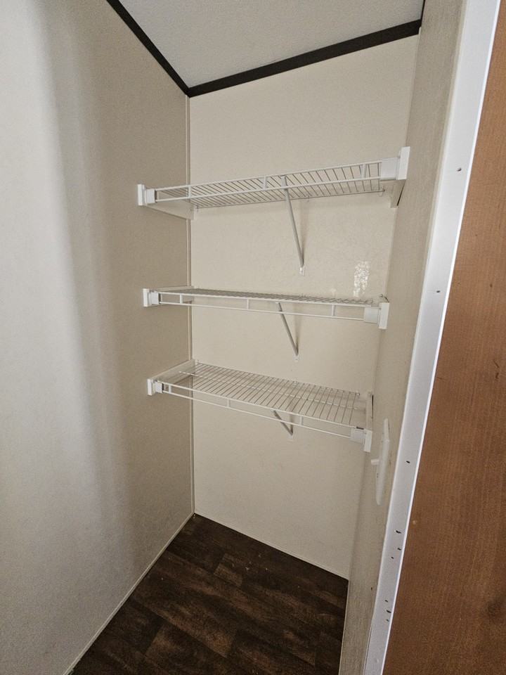 8559 Gulf Hwy - Photo 4 of 9