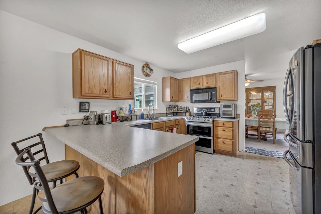 17795 Oakview Court #1 - Photo 3 of 45