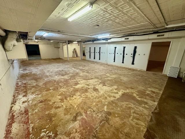 127 East Lincoln Avenue - Photo 4 of 5