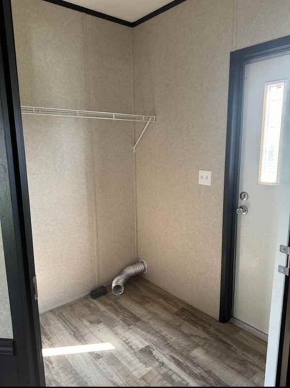 6735 Highway 90 E - Photo 3 of 9