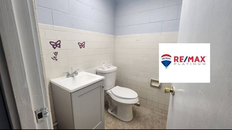 3014 South Olive Street #3014 - Photo 7 of 9