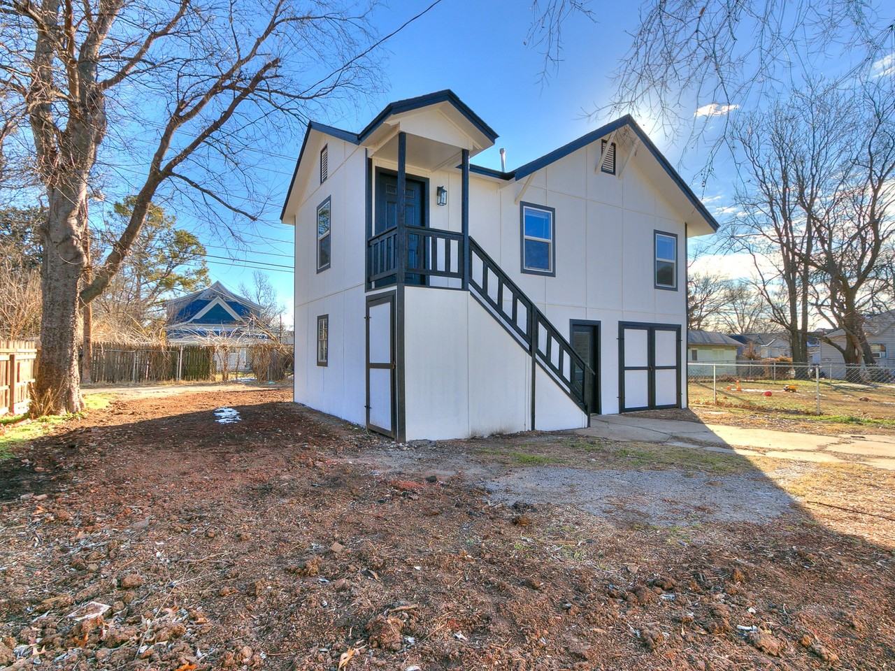 615 North Kickapoo Street #1 - Photo 2 of 9