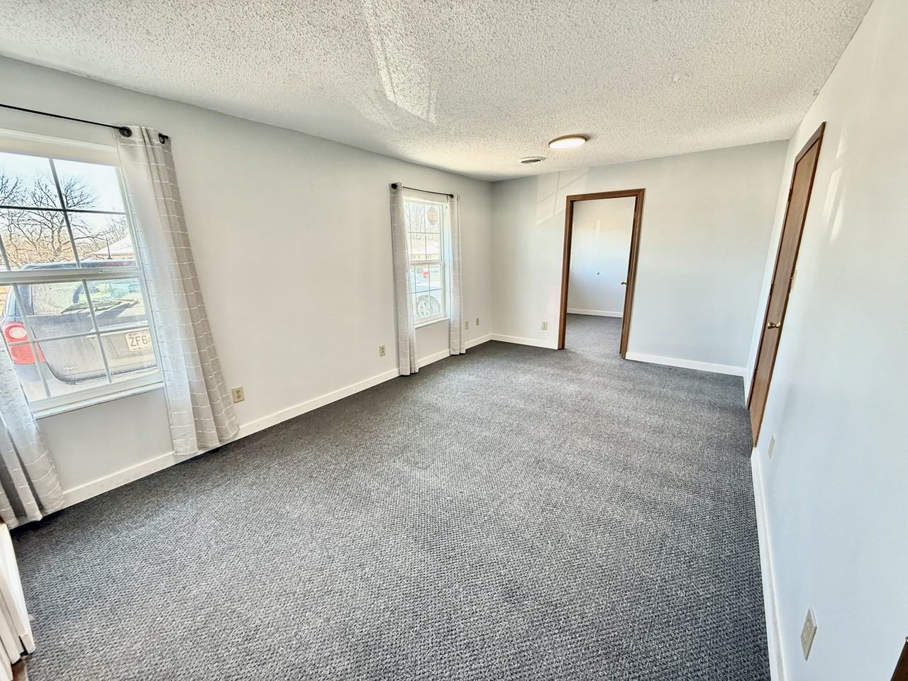 336 Division Street #B - Photo 4 of 10