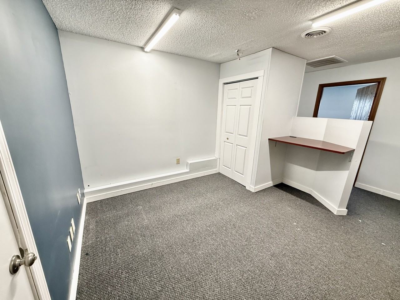 336 Division Street #B - Photo 6 of 10