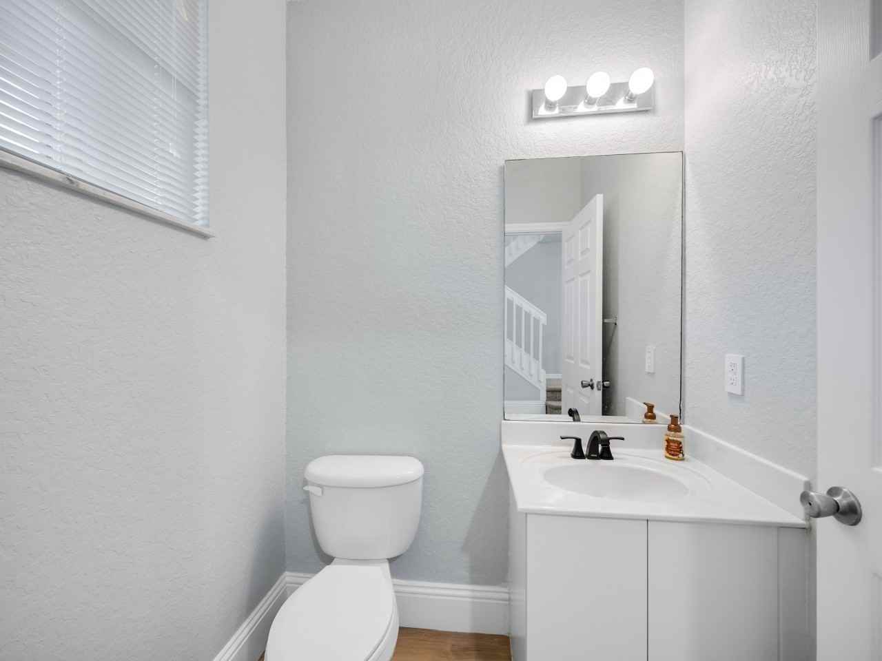 1954 Southwest 60th Avenue #1 - Photo 5 of 19