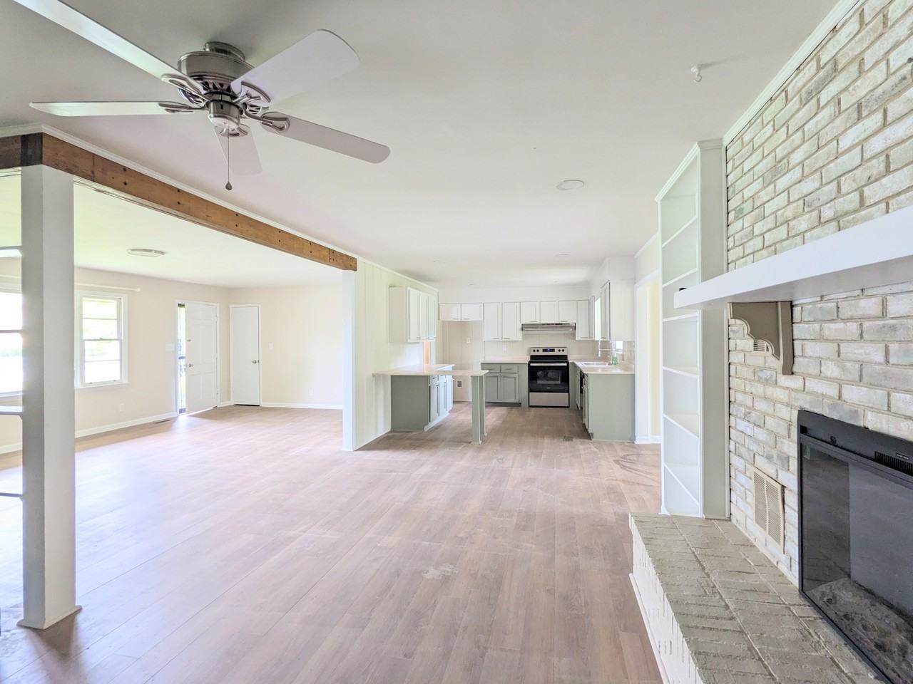 9115 Strong Dr Se #1 - Photo 3 of 11