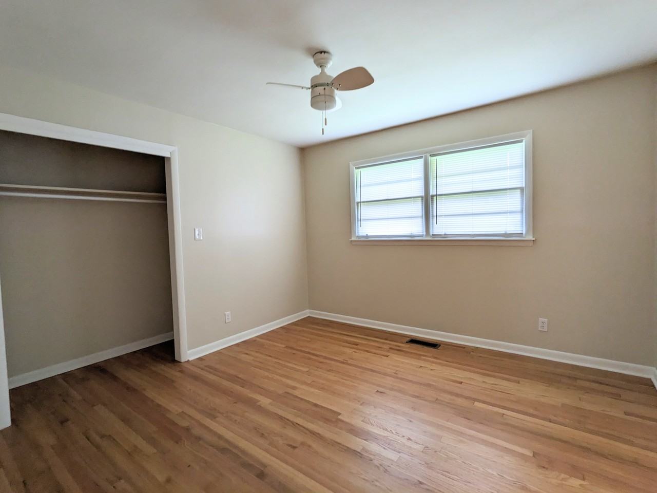 9115 Strong Dr Se #1 - Photo 7 of 11