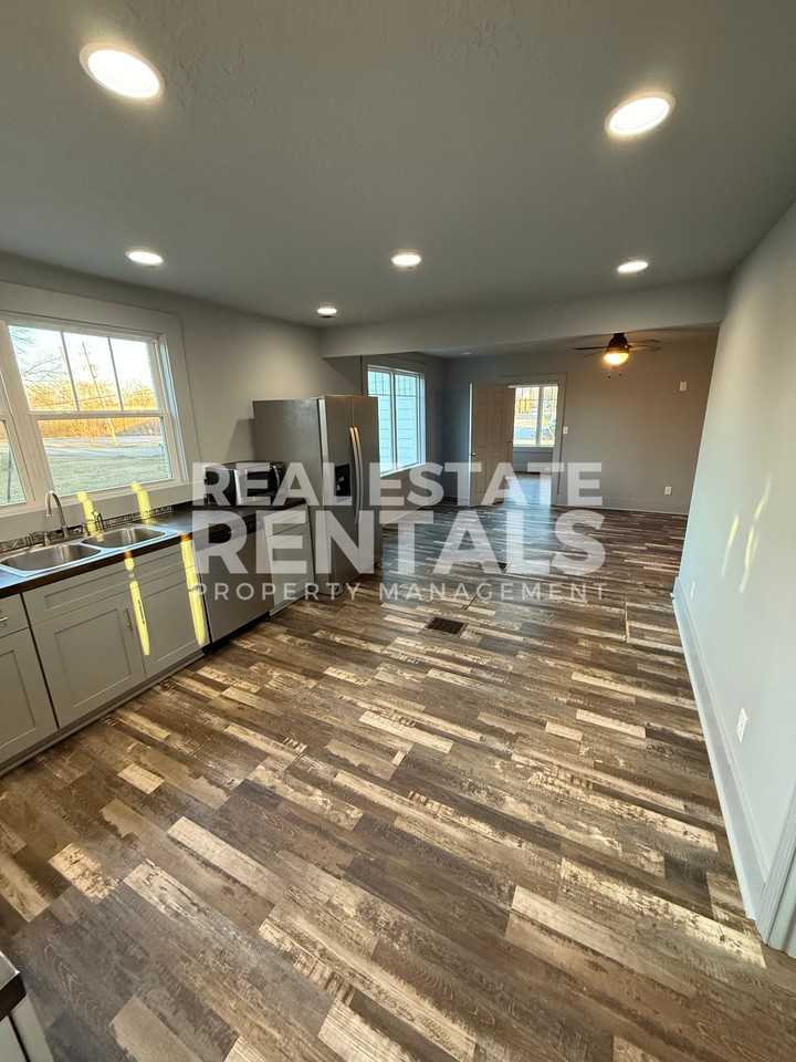 310 Mountain Street Northwest #432-1 - Photo 3 of 19