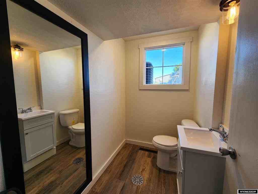 1445 South Poplar Street #1 - Photo 6 of 15