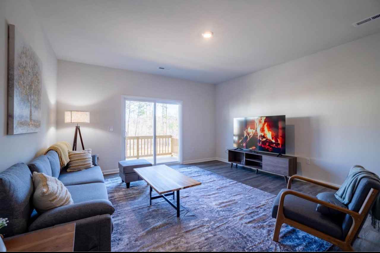 5011 Jayden Dr #1 - Photo 6 of 22