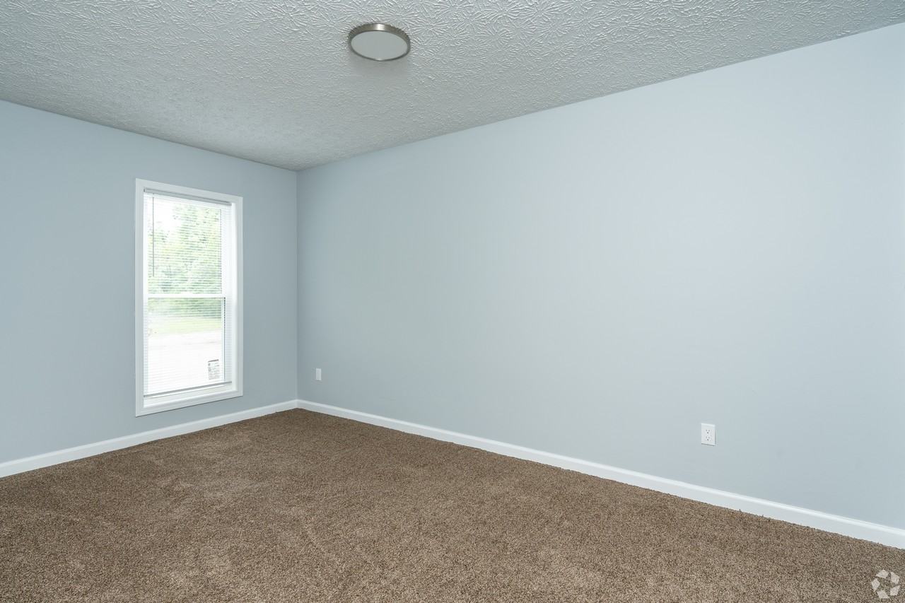 4241 Cleveland Ave - Photo 4 of 5