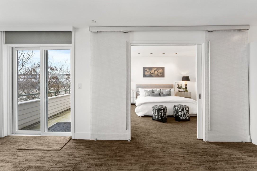 305 Southwest Montgomery Street #509 - Photo 6 of 50