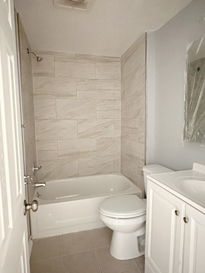 338 Snyder Ave #1 - Photo 5 of 9