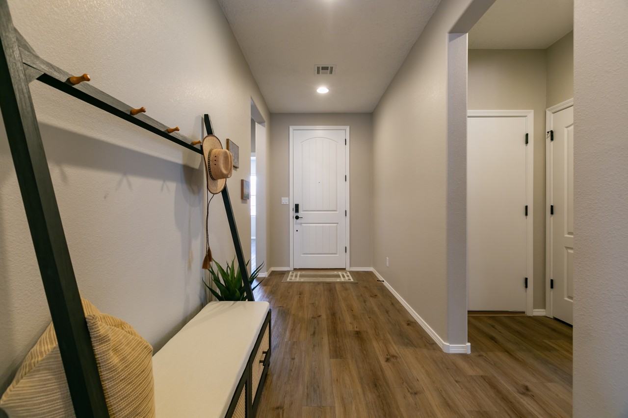 6057 6057 Nauman Drive Dr SE #1 - Photo 6 of 36