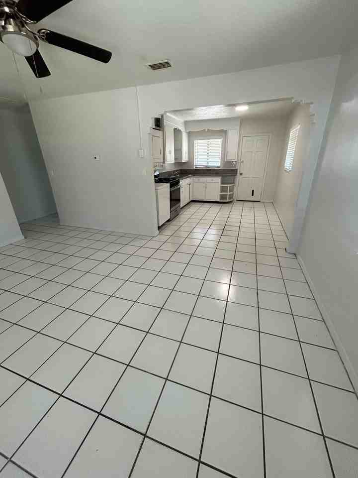 193 West 15th Street #193-1 - Photo 3 of 8