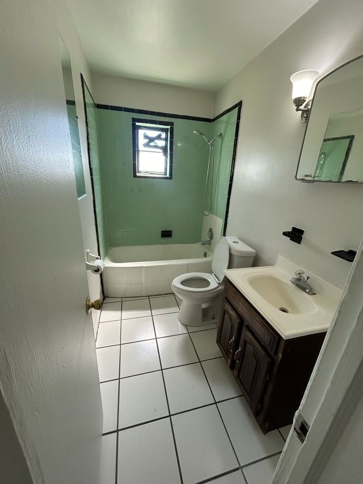 193 West 15th Street #193-1 - Photo 5 of 8