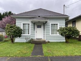 featured image of 318 11th Street #1