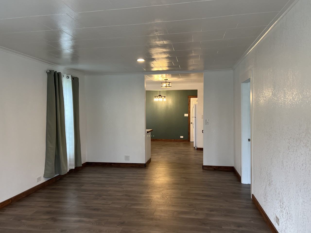 318 11th Street #1 - Photo 2 of 10