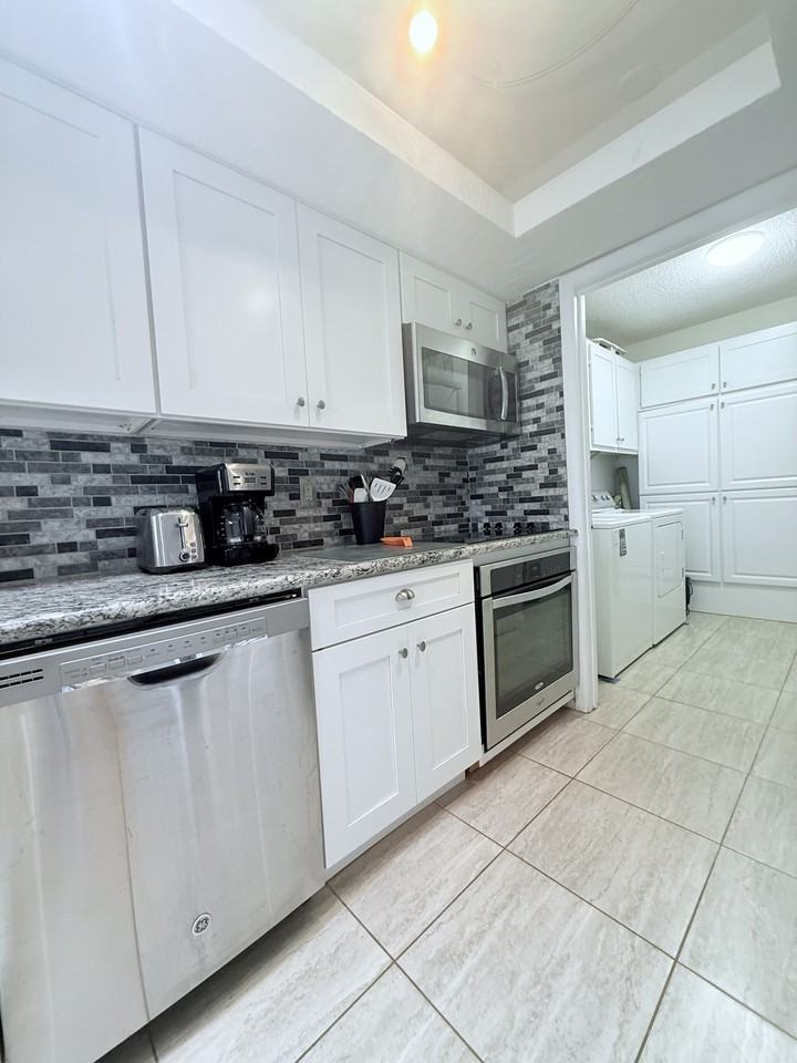 5650 5650 A1A South - D224Unit D224 #D224 - Photo 4 of 37