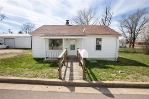 featured image of 106 North a Street #1