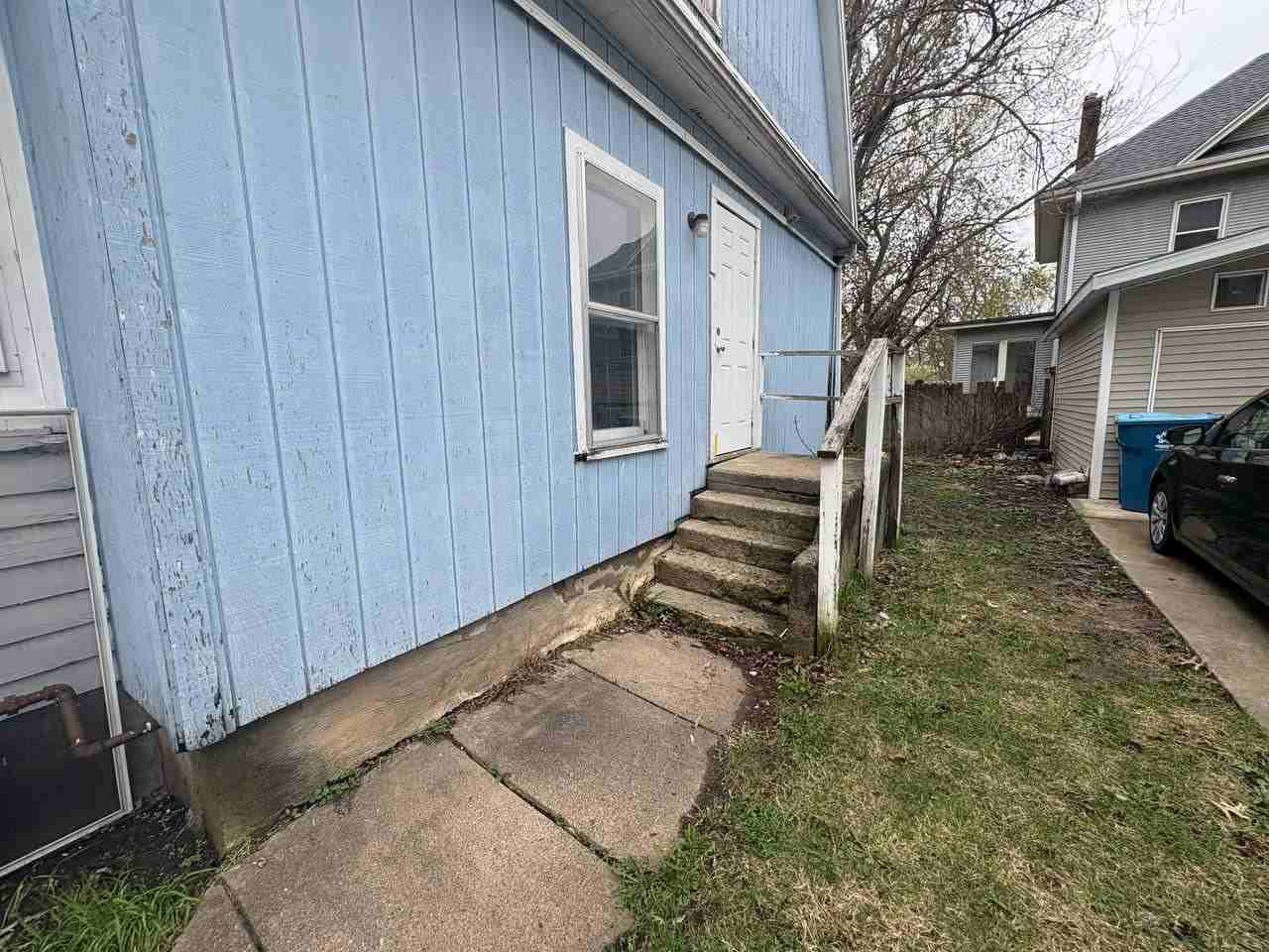 206 Allen Street - Photo 2 of 10